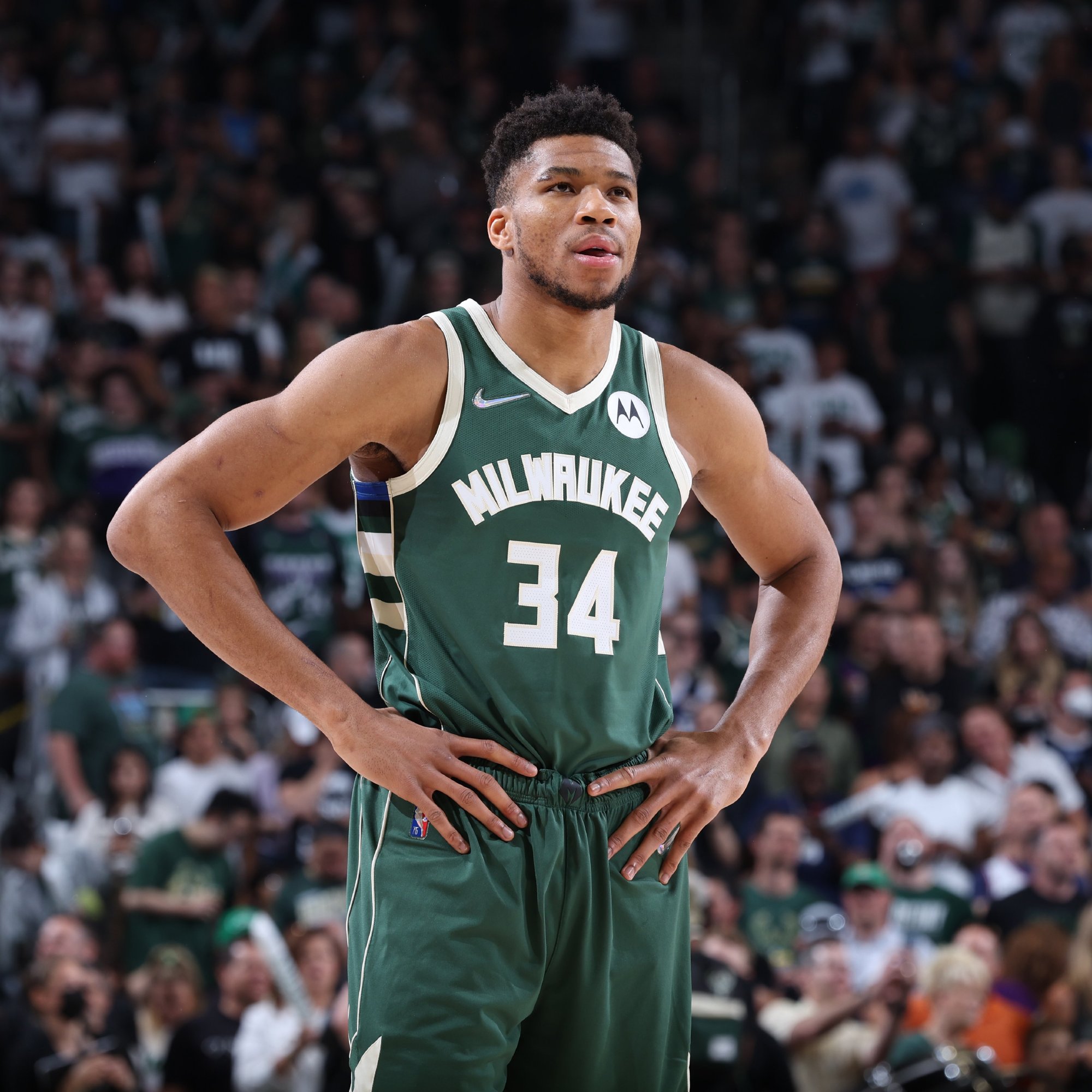 国米2025年颗粒无收：欧冠决赛惨败、意甲屈居亚军、意超杯遭点杀（国米2025年空手而归：欧冠决赛告负、意甲止步亚军、意超杯点球憾负）