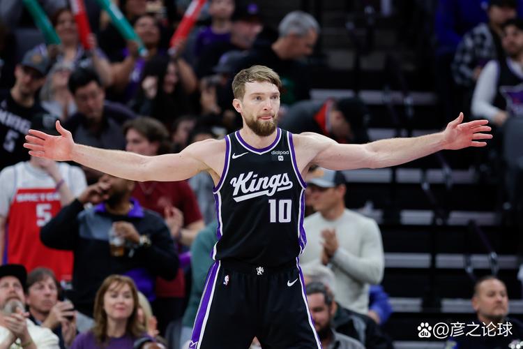 迪马济奥：加蒂被确诊为右膝半月板撕裂，至少缺阵一个月（迪马济奥：加蒂确诊右膝半月板撕裂，至少缺席一个月）