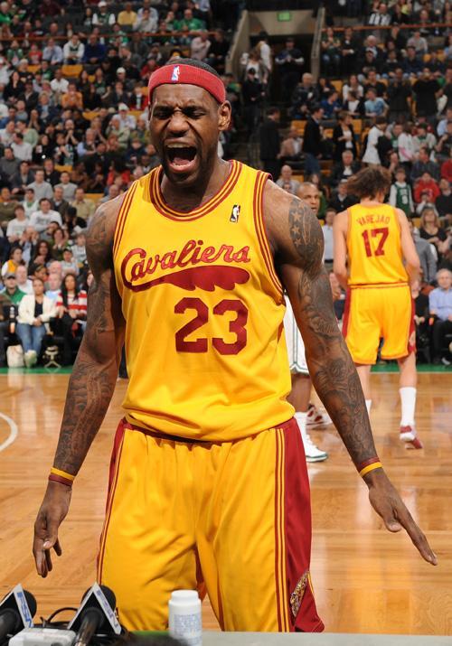 武磊：不要说三连冠，可能拿一个冠军都非常不容易（武磊直言：别谈三连冠，一个冠军都来之不易）