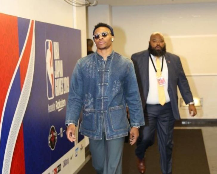 曼城斯特林关键进球锁定三分（斯特林致胜一击助曼城全取三分）