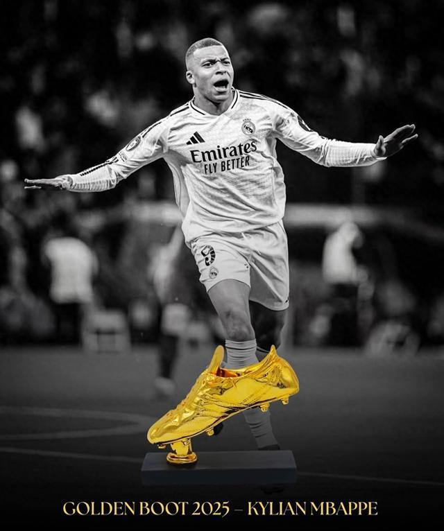 九／十月中超月度最佳球员候选：莱昂纳多、卡扎、罗慕洛在列（中超9-10月月度最佳球员候选出炉：莱昂纳多、卡扎、罗慕洛入围）