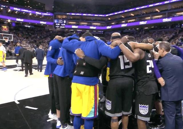 解说：詹姆斯今天用表现击碎自己不会打无球的伪命题 且看且珍惜（解说：詹姆斯今天用表现证明自己同样能打无球，且看且珍惜）