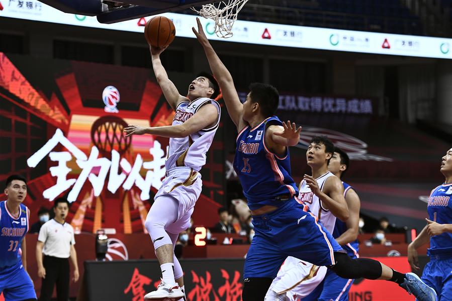 大学篮球和NBA比有何不同？弗拉格：对抗以及对空间的利用（NCAA与NBA有何差异？弗拉格：对抗强度与空间运用）