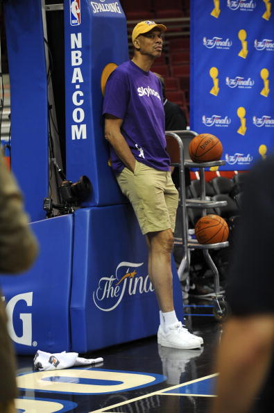 纳格尔斯曼：巴库将顶替基米希首发，约纳坦-塔佩戴队长袖标（纳格尔斯曼确认：巴库顶替基米希先发，约纳坦-塔戴队长袖标）