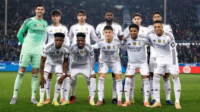 12月21日NBA焦点战：火箭掘金强强对决，洛城德比不复当年（12月21日NBA重磅看点：火箭与掘金巅峰交锋，洛城德比难再现当年盛况）