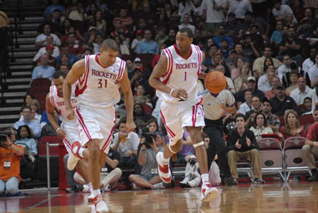 NBA战报：斯图尔特17分，活塞142-115大胜老鹰（NBA简讯：斯图尔特砍下17分，活塞142-115狂胜老鹰）