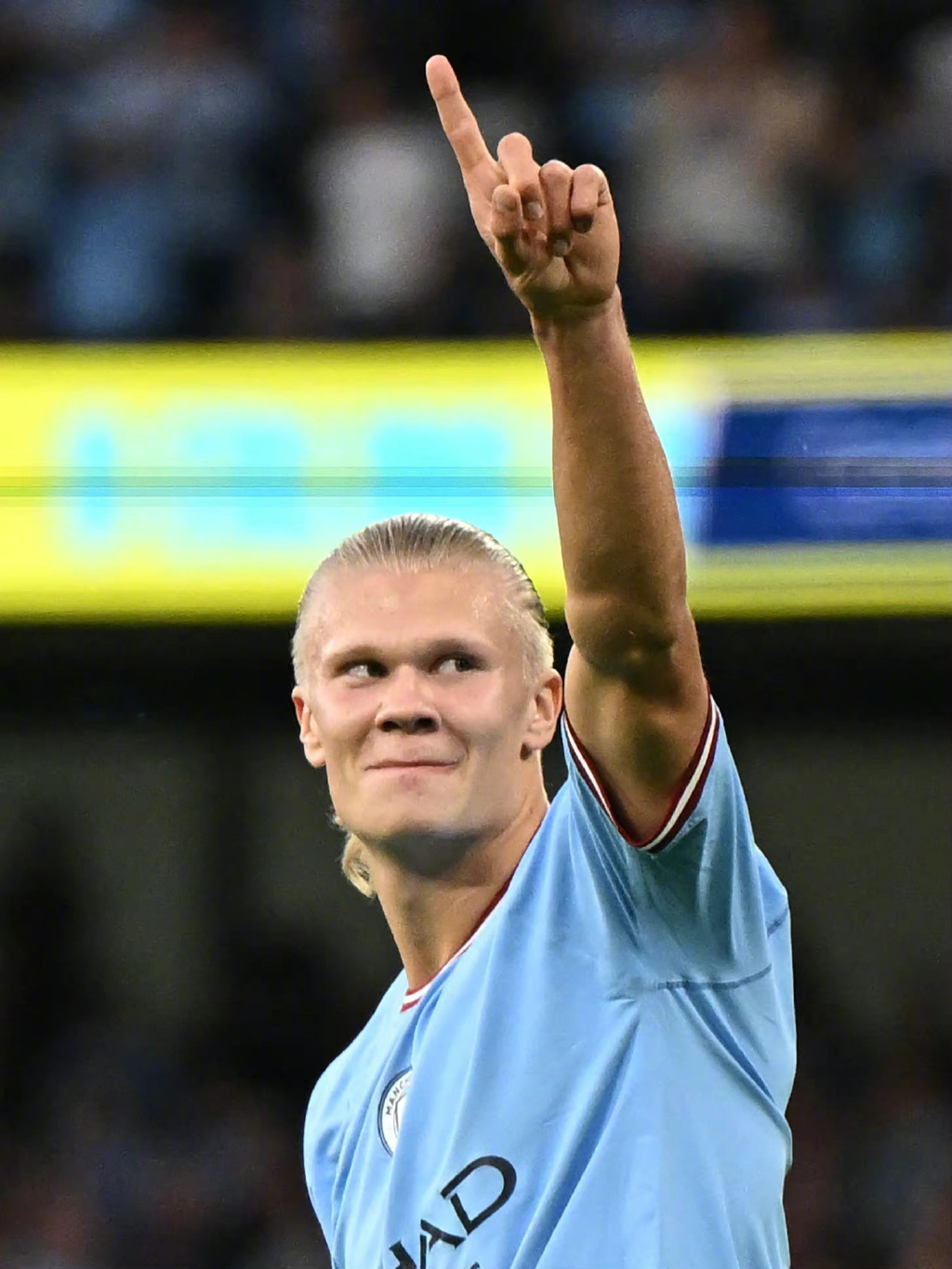 埃贝尔：萨拉赫的言论？谢天谢地这和我无关，我们有卡尔了（埃贝尔谈萨拉赫言论：与我无关，庆幸我们已有卡尔）