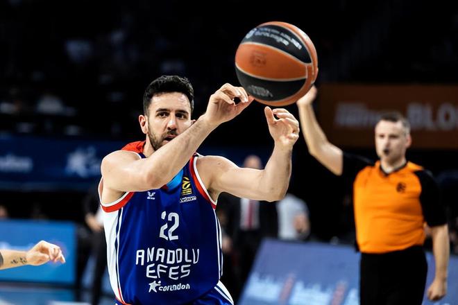 这就崩了？文班亚马连得5分马刺打出13-0 雷霆就连罚球都不进（雷霆瞬间崩盘？文班亚马连拿5分率马刺打出13-0高潮，连罚球都不进）